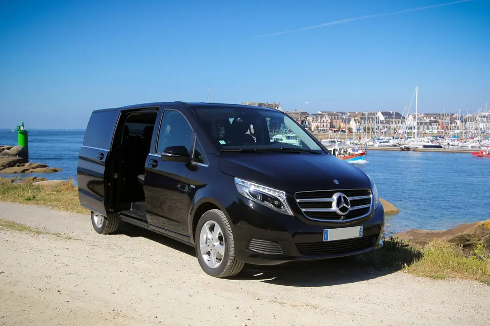 EVTC - Véhicule avec chauffeur — photo 6