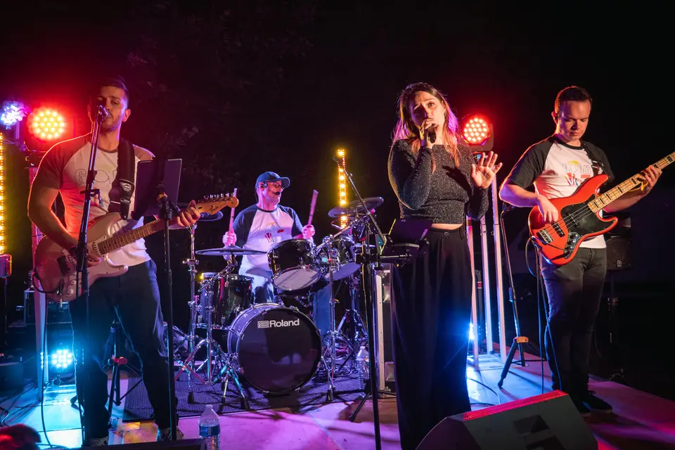 Good Vibes — photo 1