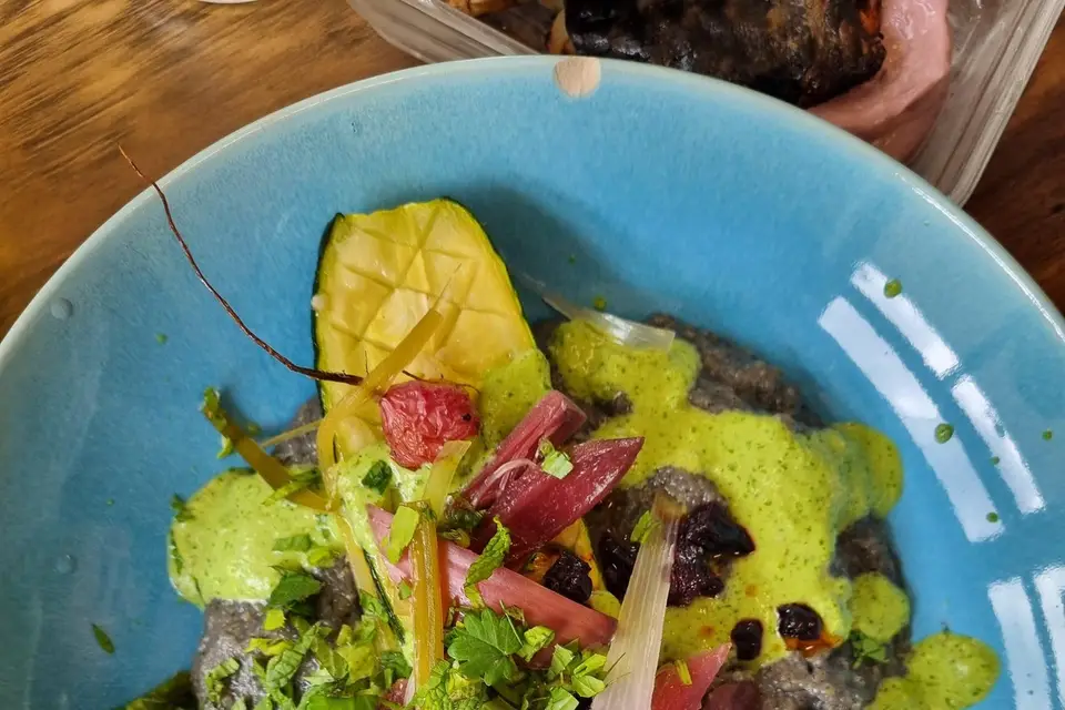 Pas si Loin — photo 6