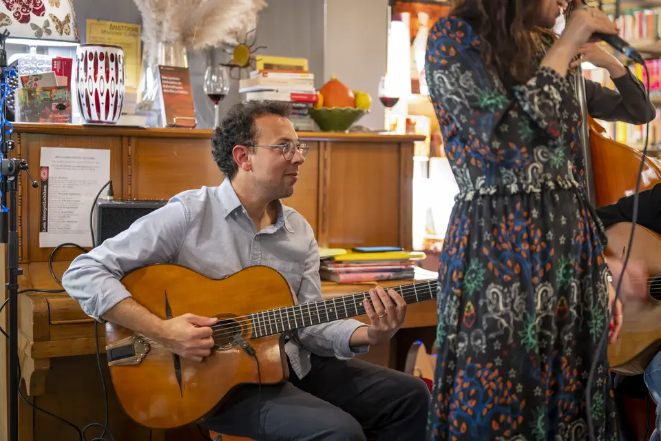 Les 2 Guitares — photo 2