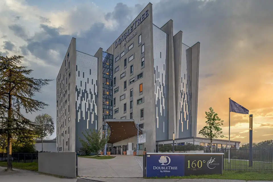 DoubleTree by Hilton Lyon Eurexpo — photo 1