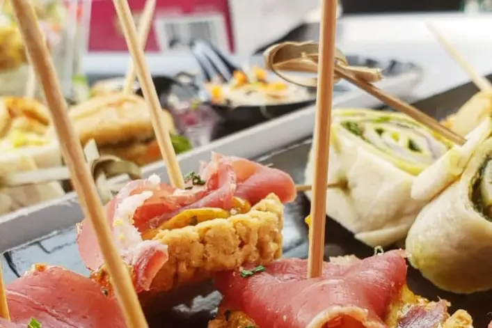 What The Truck — photo 5