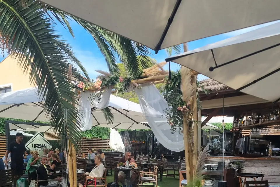 Urban Beach — photo 5