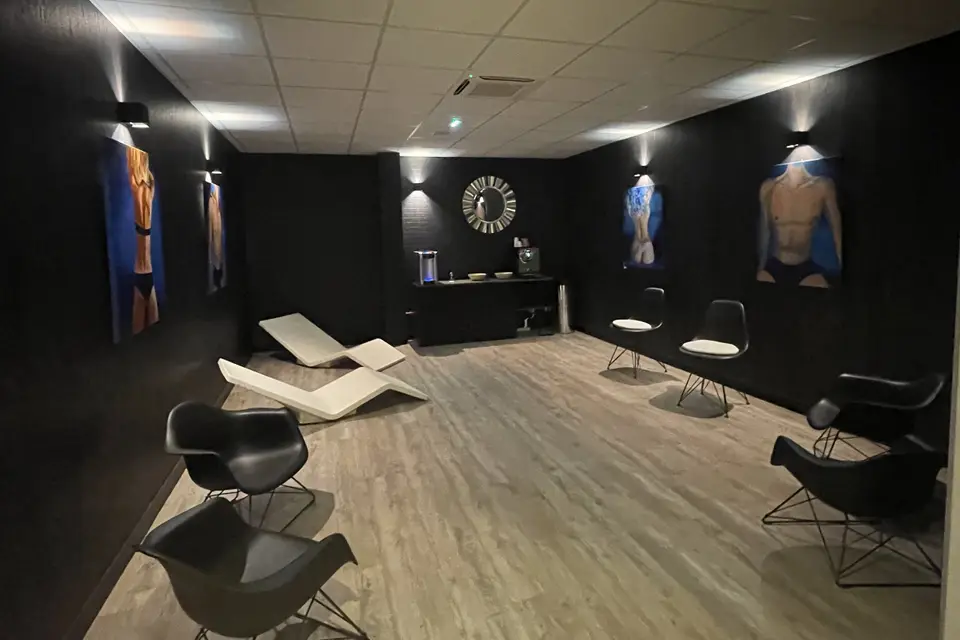 Le Corps Des Hommes — photo 5