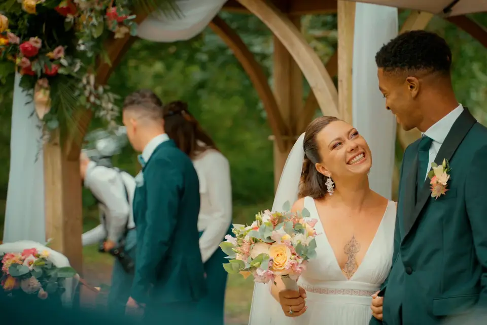 Hold Up Vidéo — photo 2