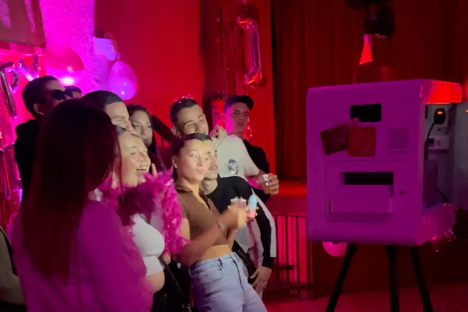 M&Nphotobooth — photo 2