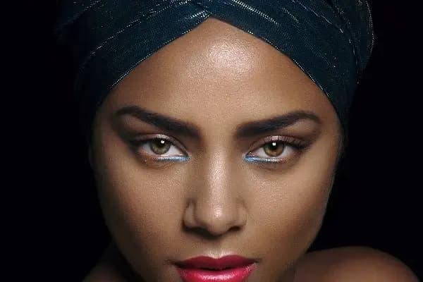 Anna Maquilleuse — photo 7