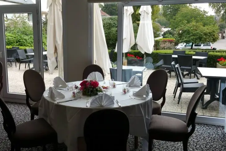 Le Pre Saint Germain — photo 2