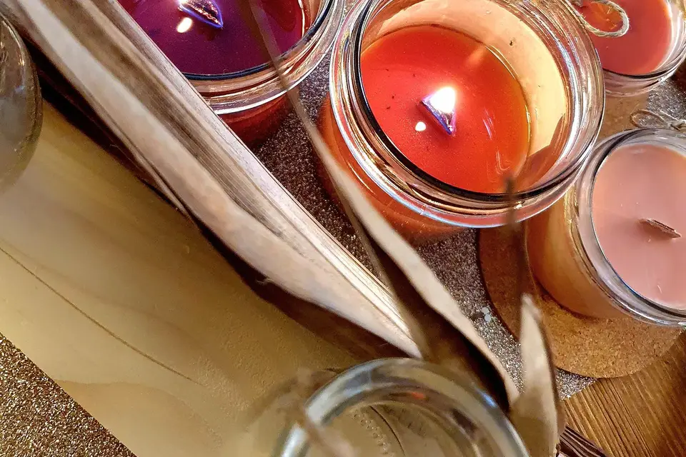 Moment Vanity — photo 2