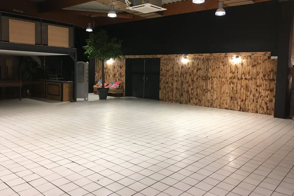 L'Avenue 83 — photo 3