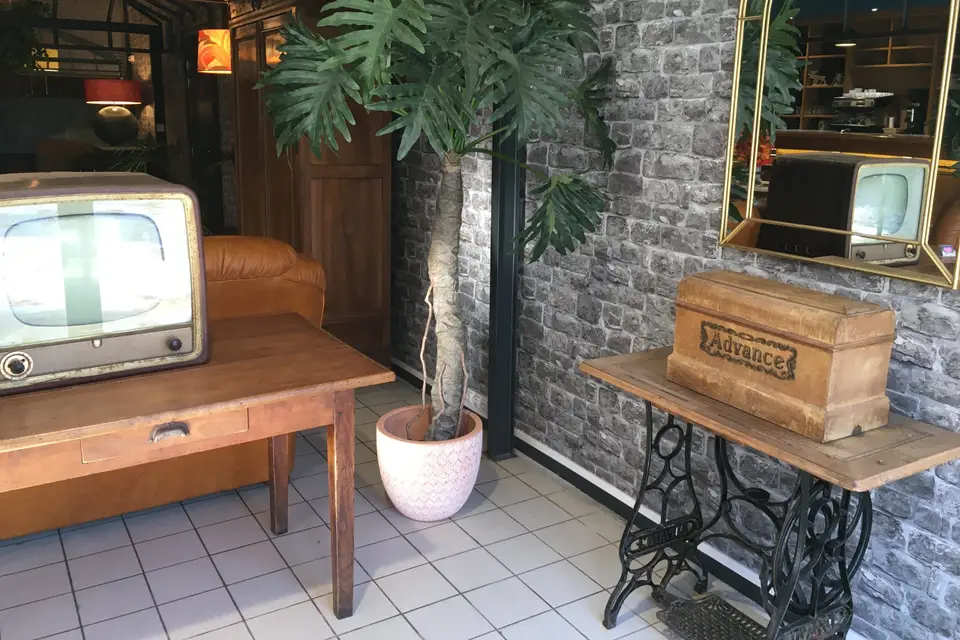 L'Avenue 83 — photo 6