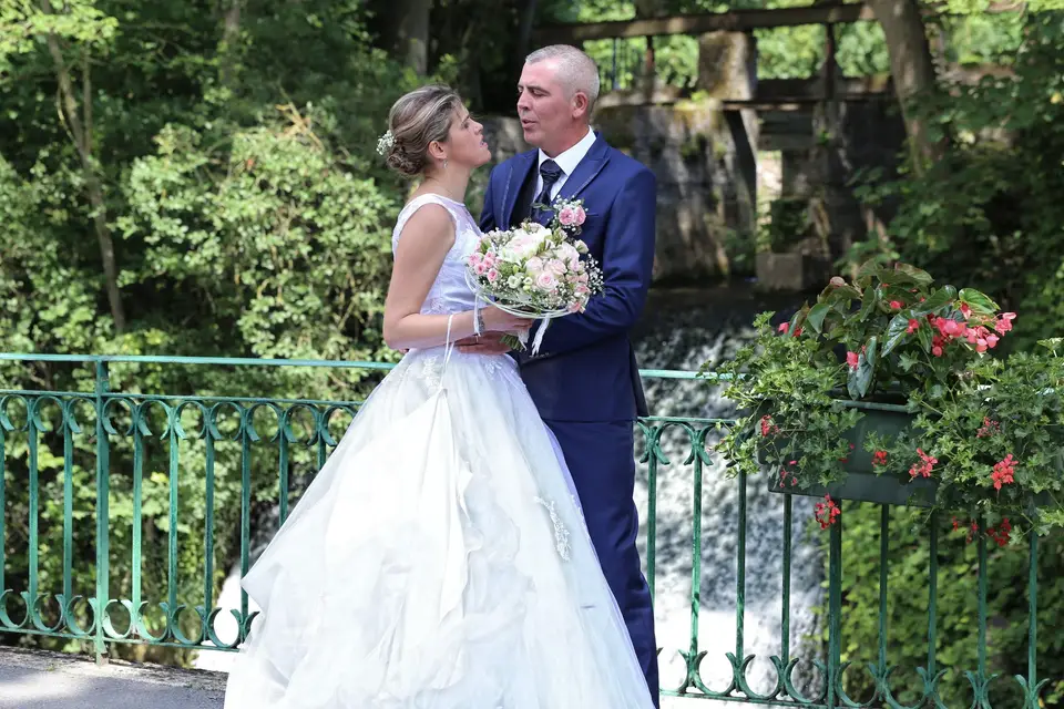 Avril Stone — photo 1