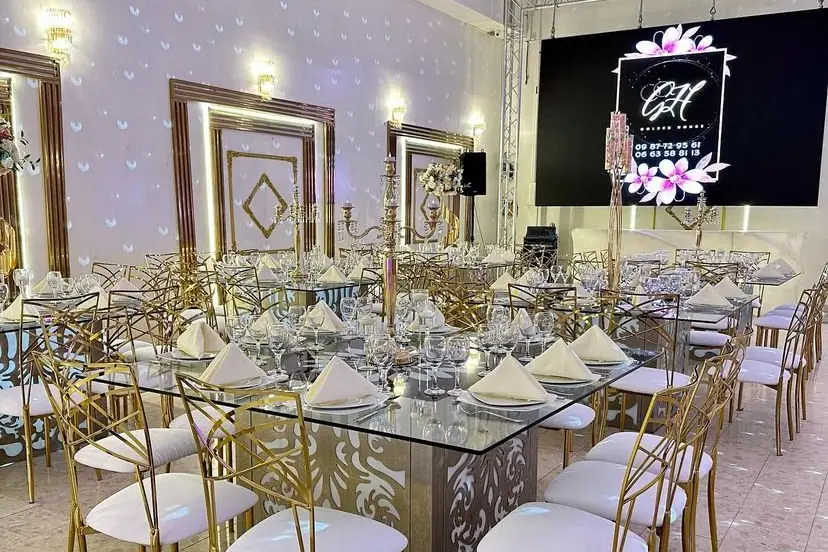 Golden House — photo 4