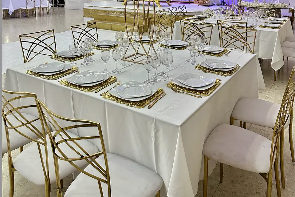 Golden House — photo 7