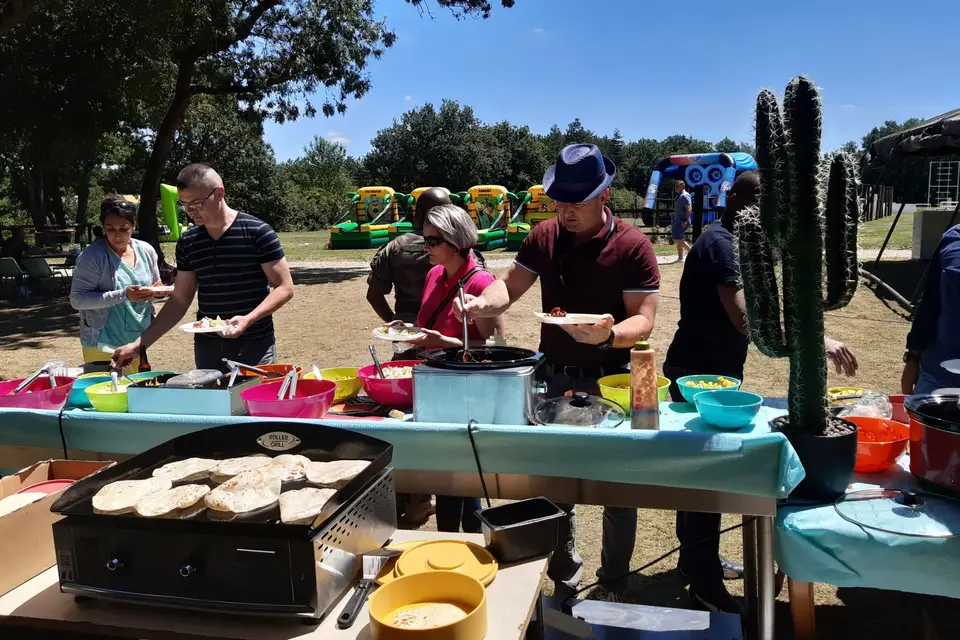 Hot or Not food truck — photo 3