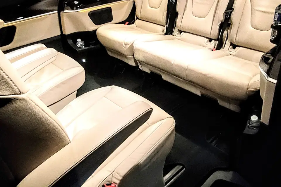 Luxe Travel Cab — photo 2