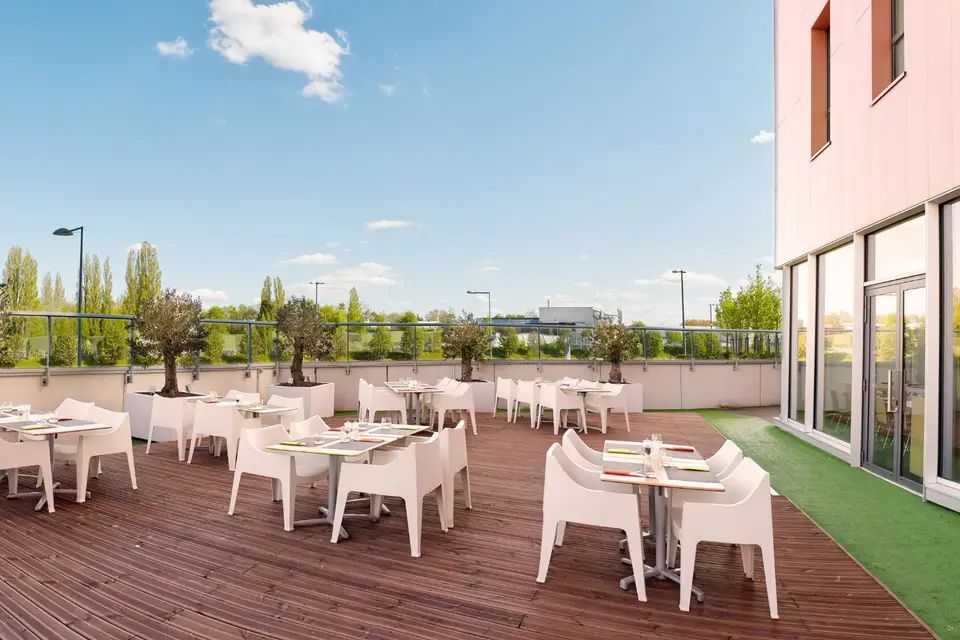 Park Inn by Radisson Lille Grand Stade — photo 7