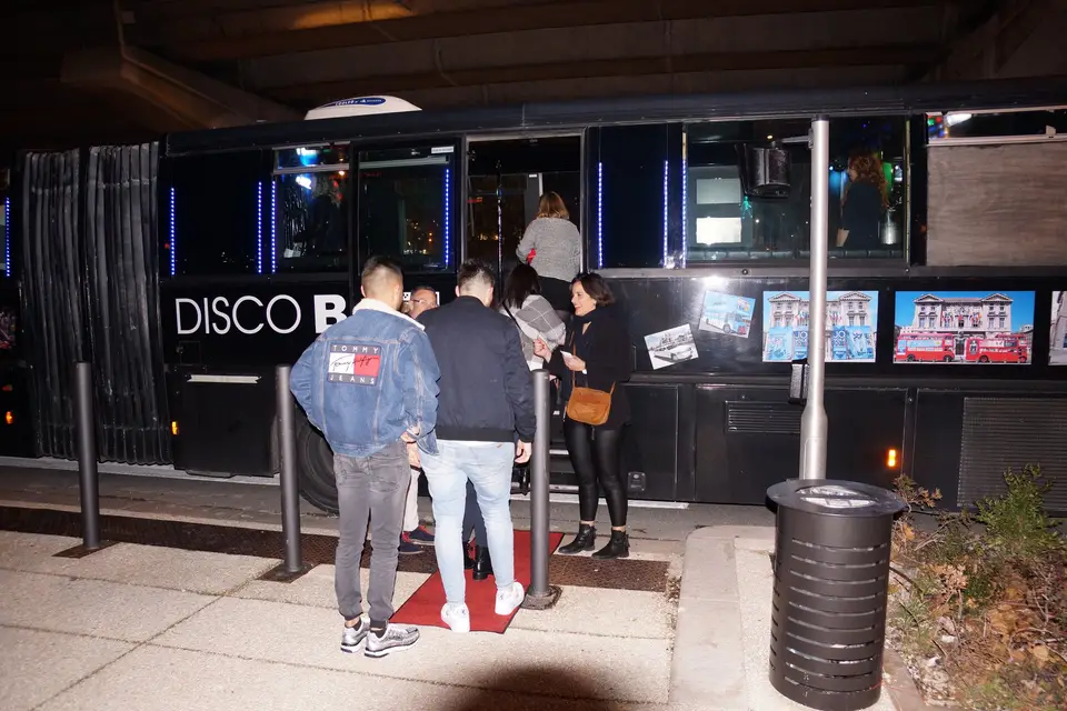 Disco Bus — photo 4