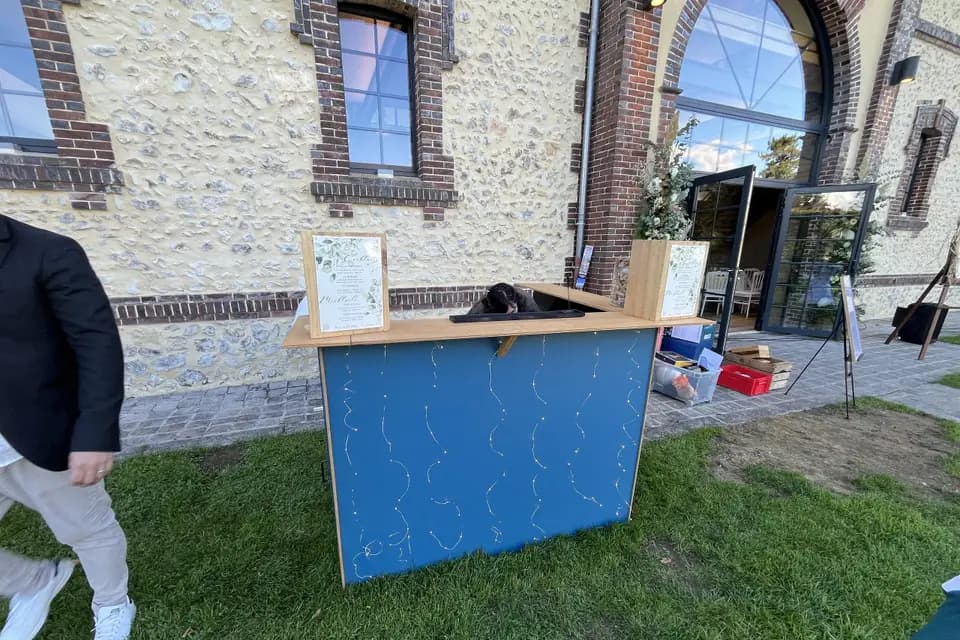 Happy Maker Location — photo 2