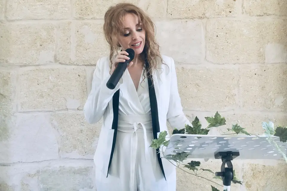 Claire L. — photo 6