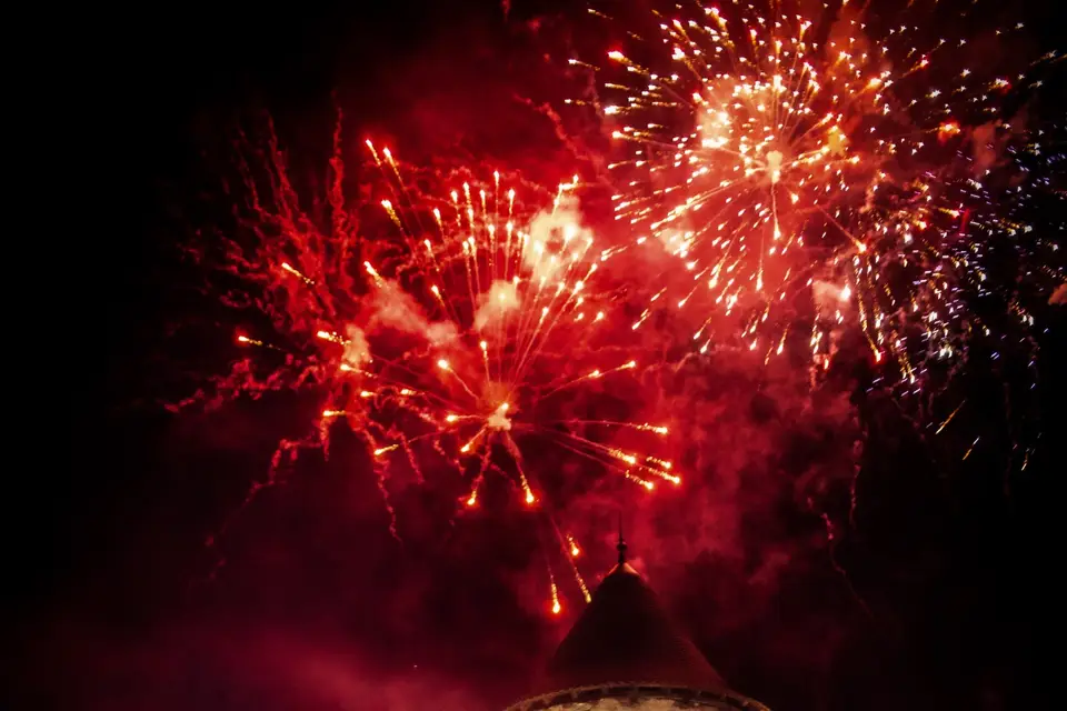 Skyfall Fire Rain — photo 4