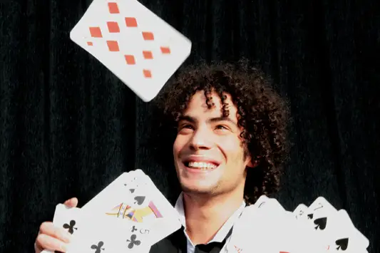 Yannis whY - Illusioniste — photo 1