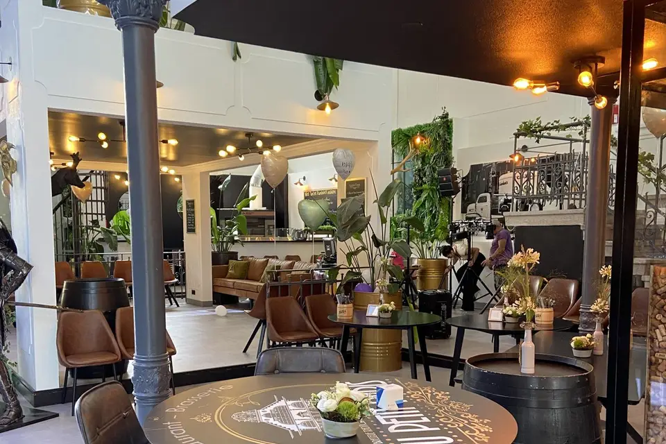 Au Petit Paris — photo 4