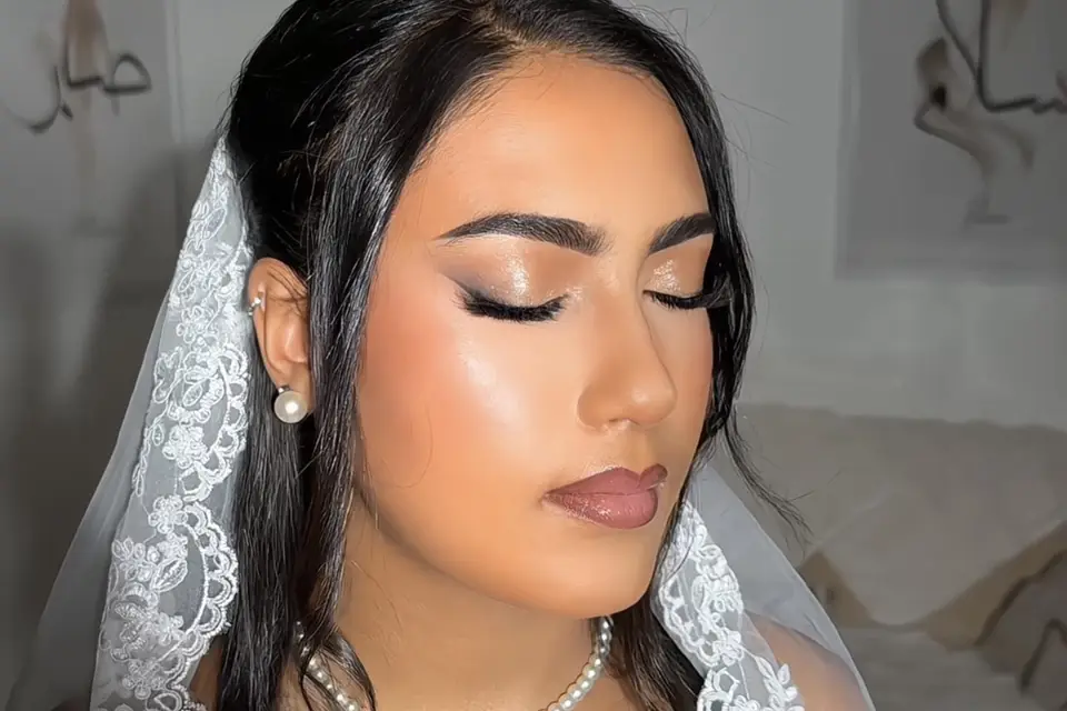 Isk Makeup — photo 1