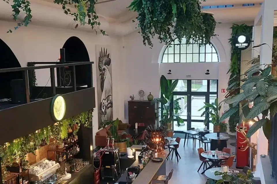 Au Petit Paris — photo 2