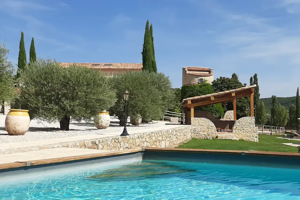 Domaine de la Tour d'Enguerne — photo 4