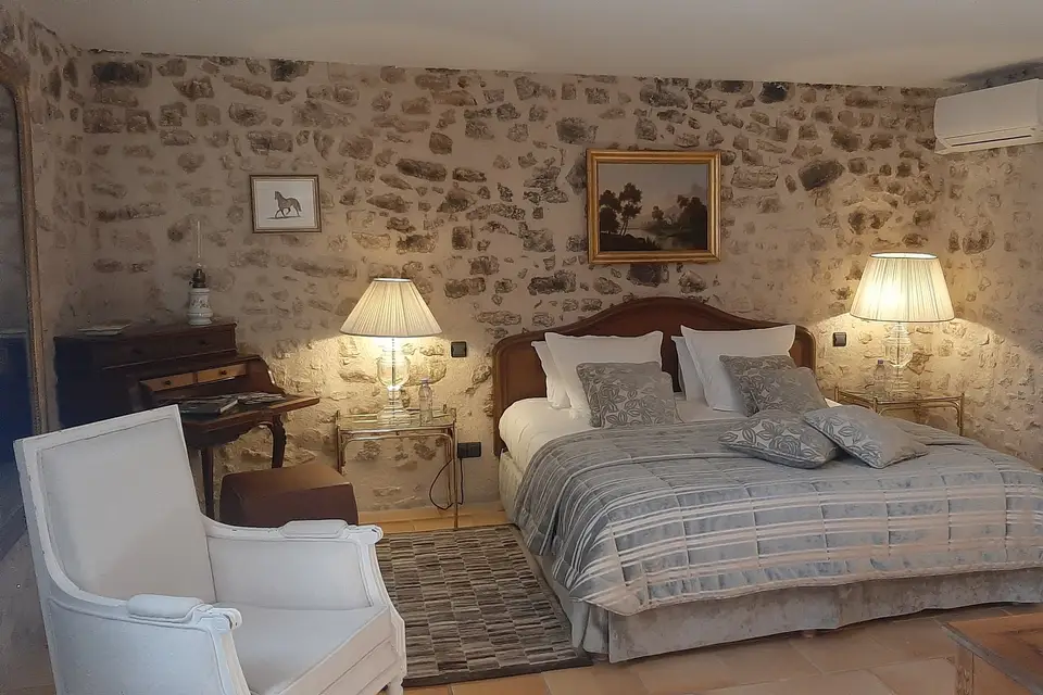 Domaine de la Tour d'Enguerne — photo 7