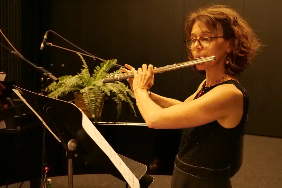 Delphine Canal — photo 3