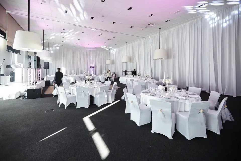 Wedding's Riviera — photo 2