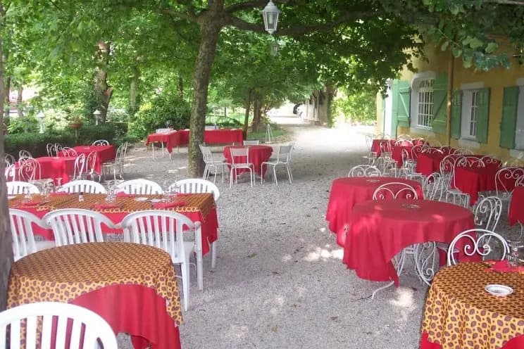 Le Moulin de la Sambuc — photo 1