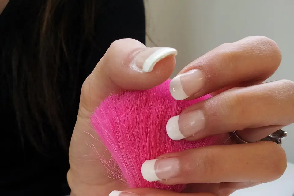 Aux Ongles Précieux — photo 5