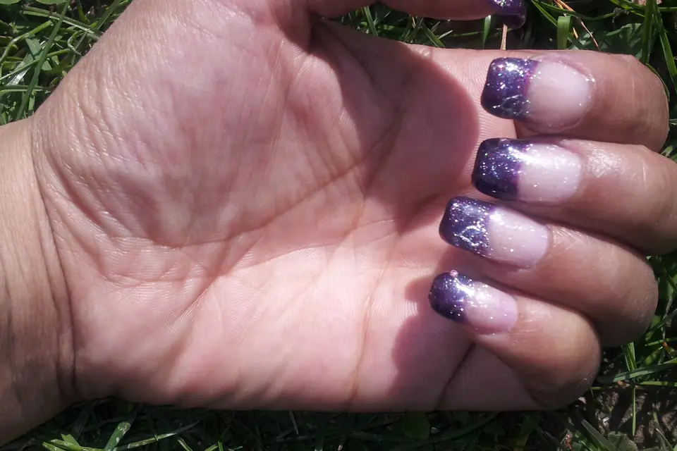 Aux Ongles Précieux — photo 4