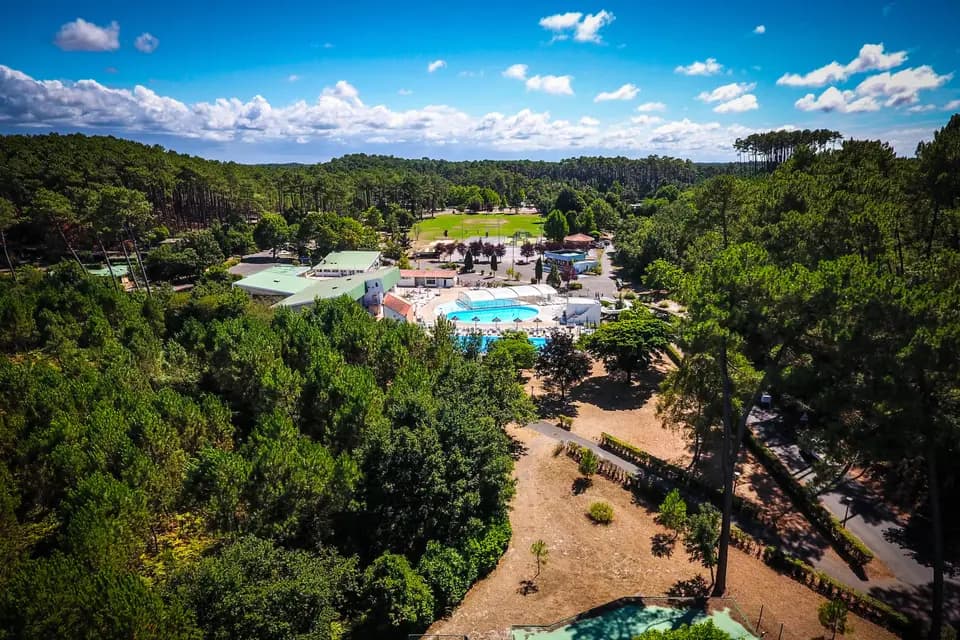 Villages sous les Pins