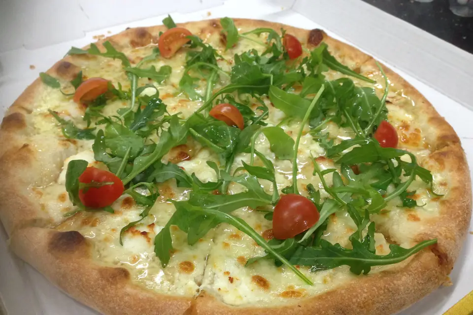 Pizza Mizza — photo 1