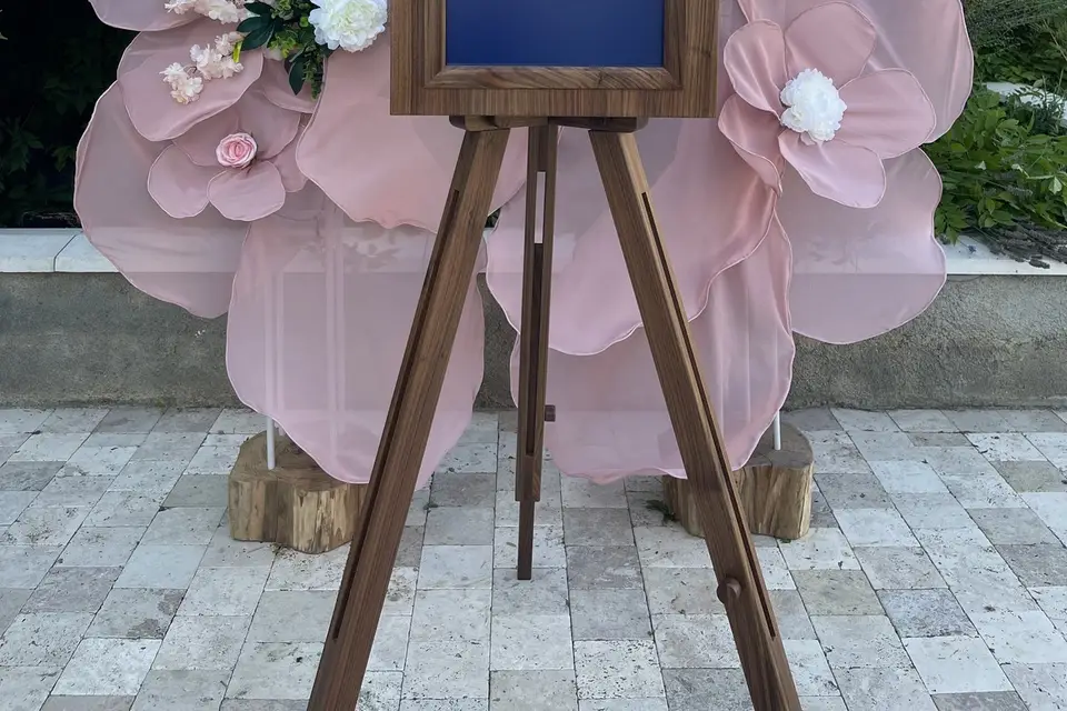 Betty Booth Box — photo 1