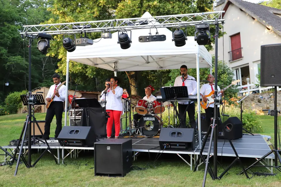 Orchestre Variété Tropik'Sun — photo 3