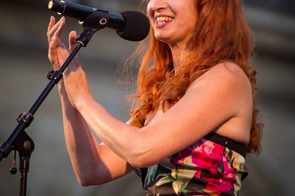 Flora Estel Swing — photo 2