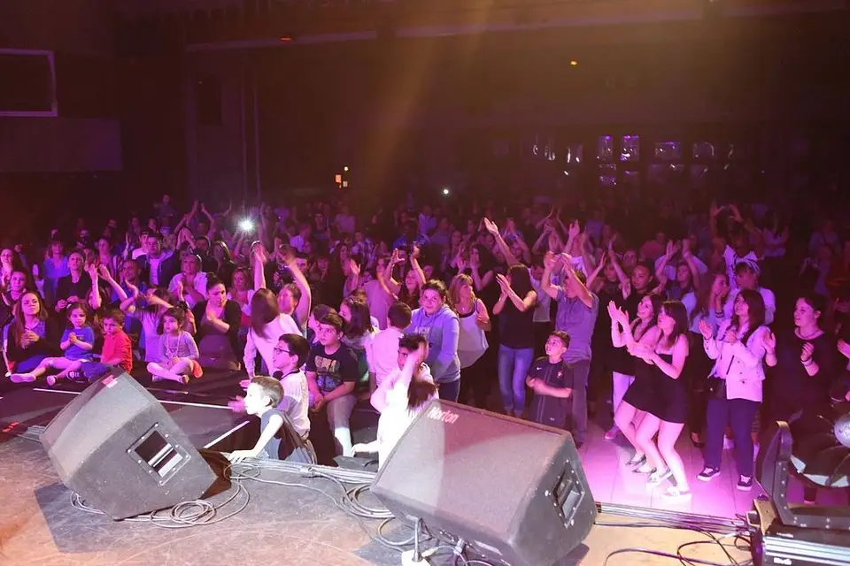 World Show — photo 7