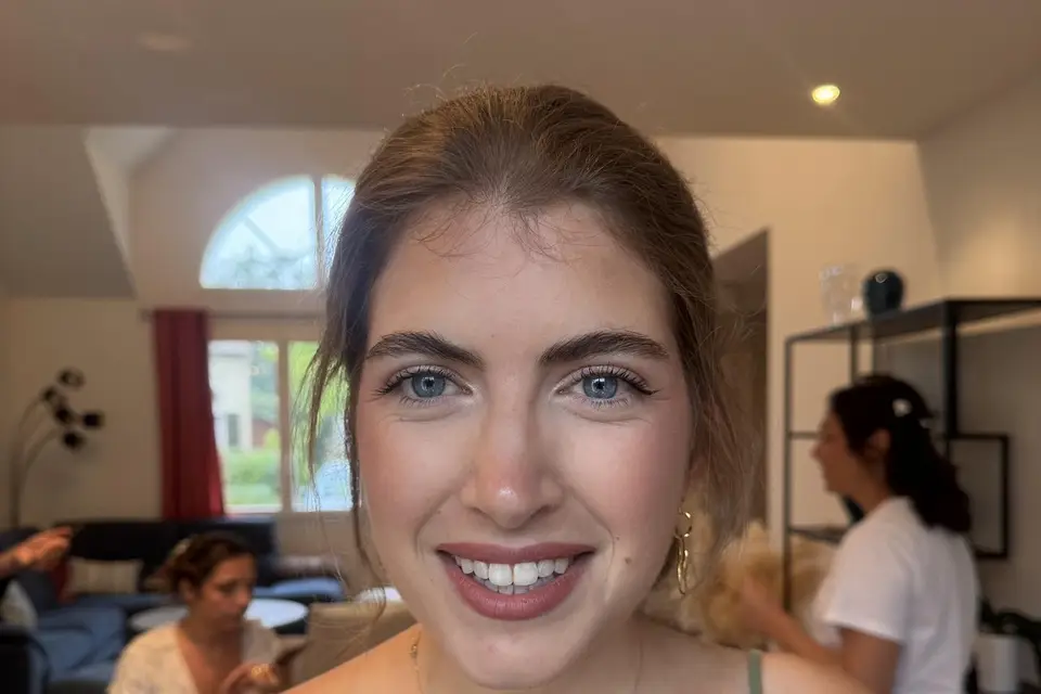 Morgane Perard - Makeup Artist — photo 5