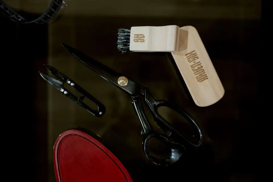 ARVEN SIX — photo 7