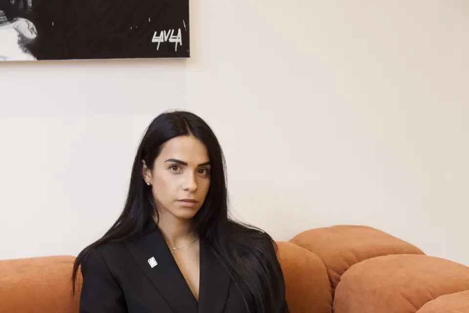 ARVEN SIX — photo 4