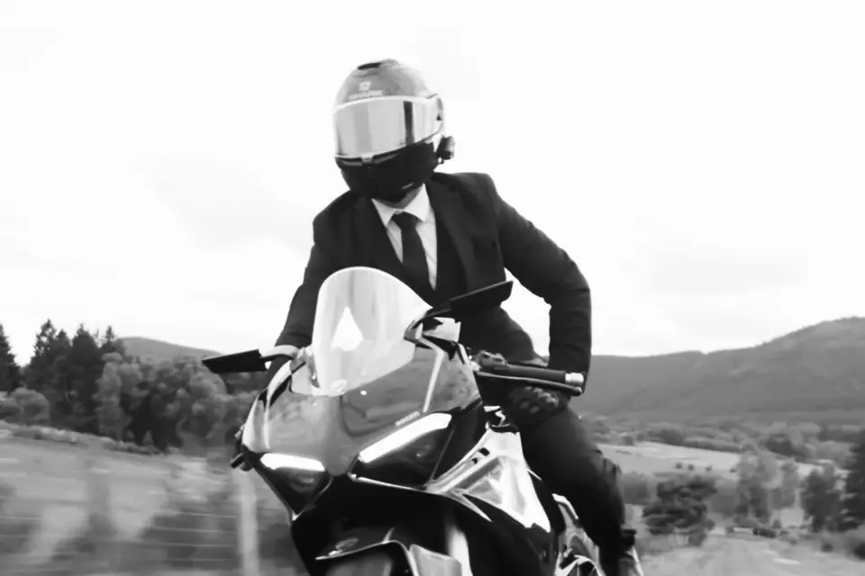 ARVEN SIX — photo 8