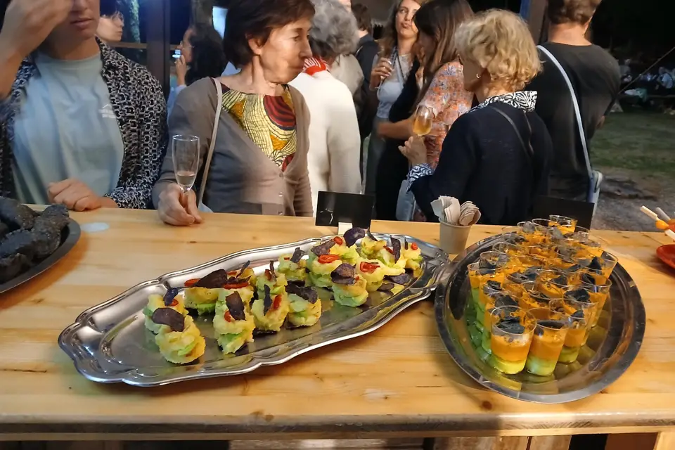 Midi Six — photo 1