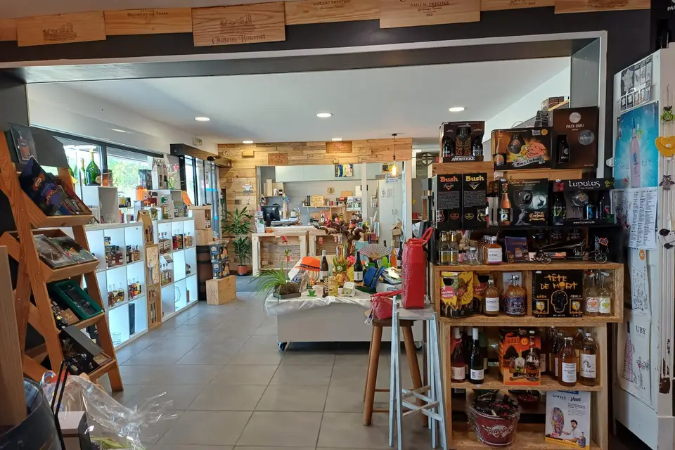 Le Cellier Di'Vin — photo 1