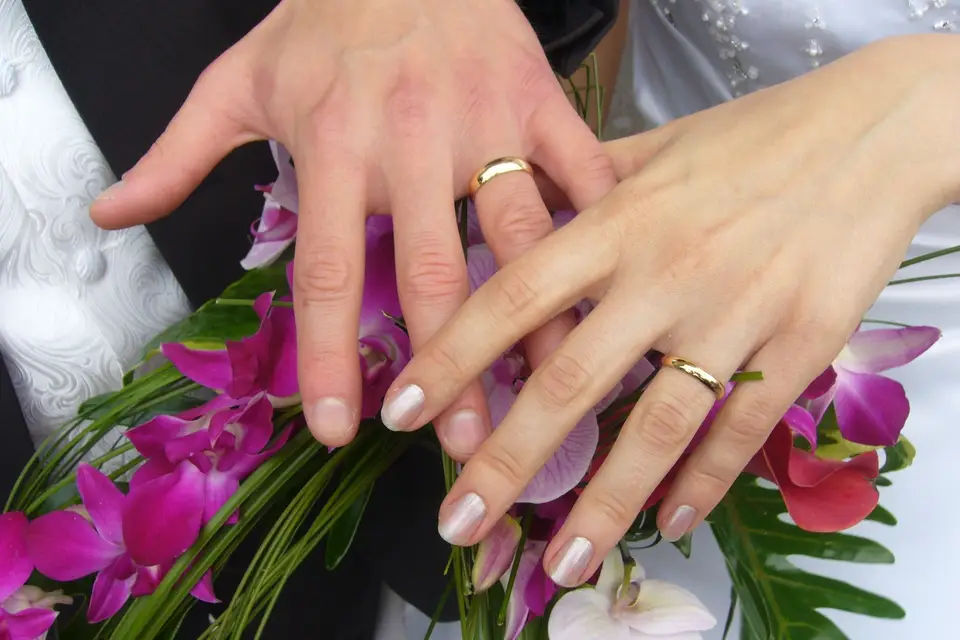 Elise Castel — photo 6