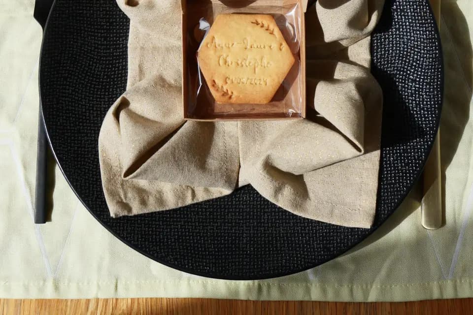 Super Beescuits — photo 2